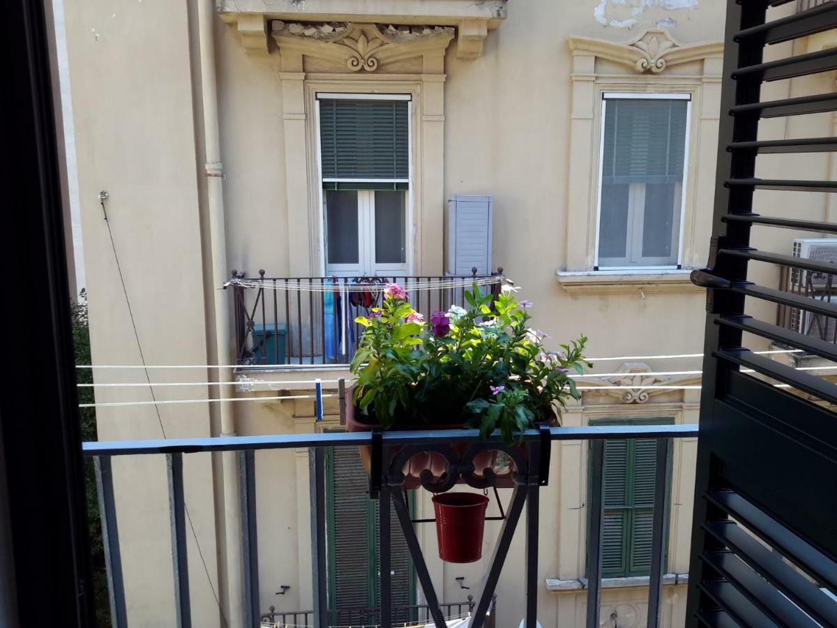 Le Stanze Di Penelope Bed & Breakfast Salerno Ngoại thất bức ảnh
