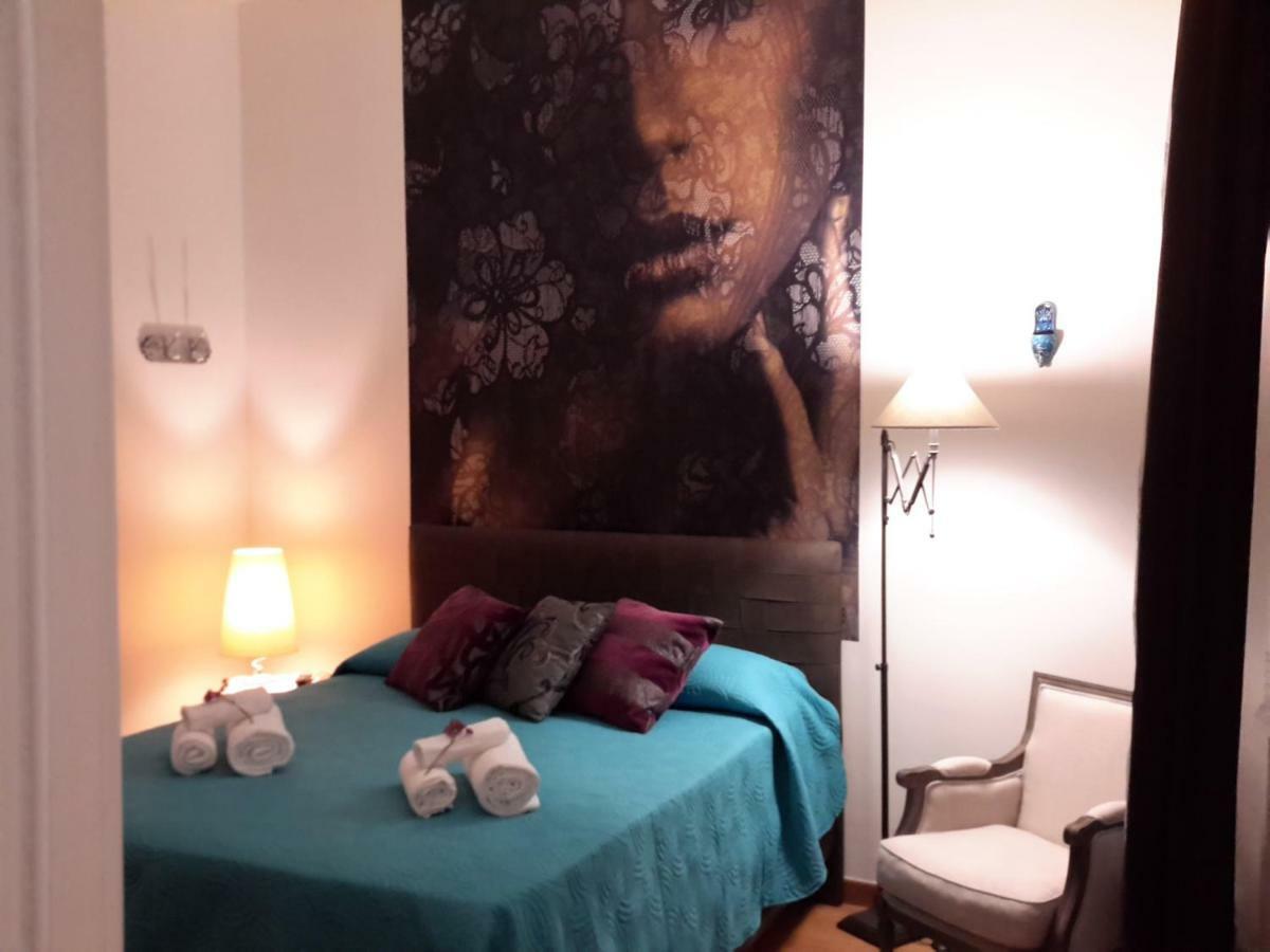 Le Stanze Di Penelope Bed & Breakfast Salerno Ngoại thất bức ảnh